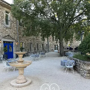 Logis Restaurant Le Domaine De L'eau Vive Hotel
